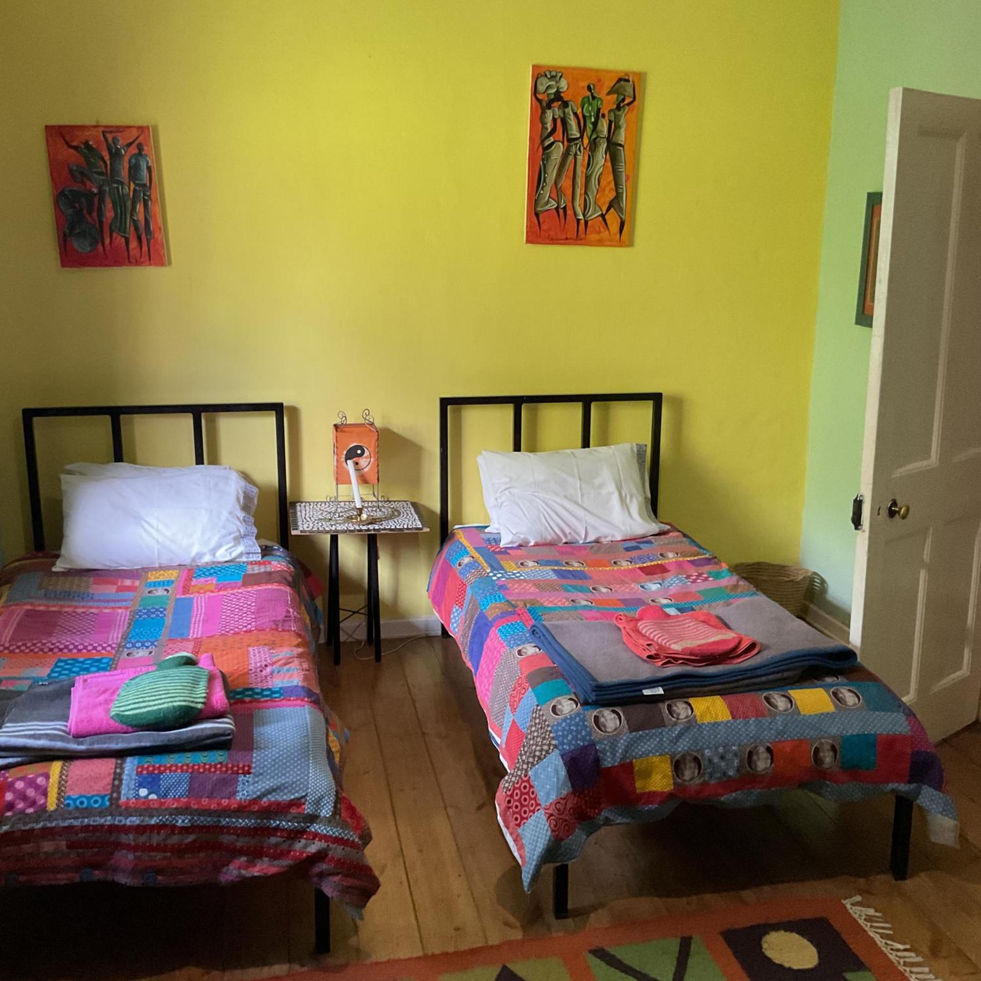 Karma Backpackers Hostel Kestell ภายนอก รูปภาพ